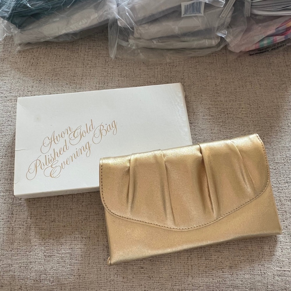 Avon Vintage Cosmetic Bag Travel Organizer Lot of 15 Gold Clutch New NOS - Picture 2 of 6